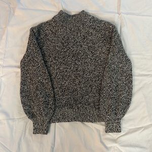 H&M Black and white sweater
